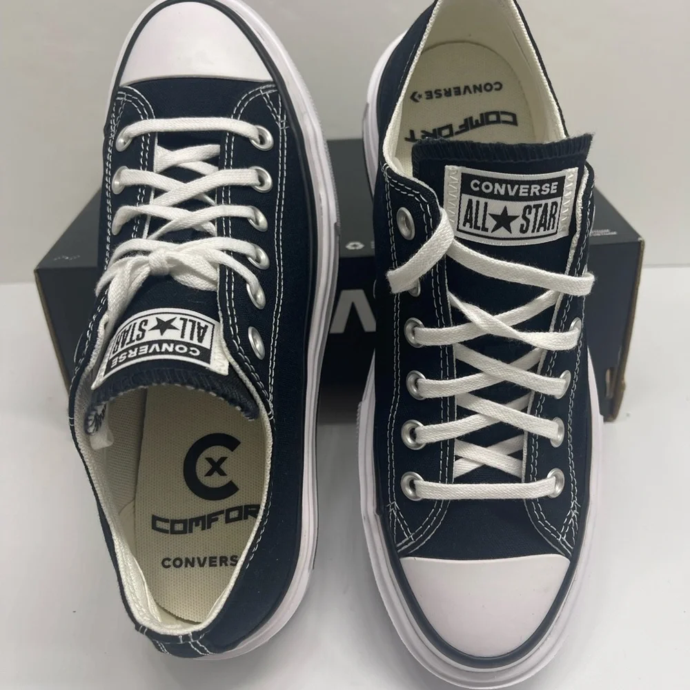 Converse WMNS Chuck Taylor All Star Lift Double Stack Platform Canvas Sneakers